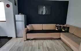 Apartament Clara Permet