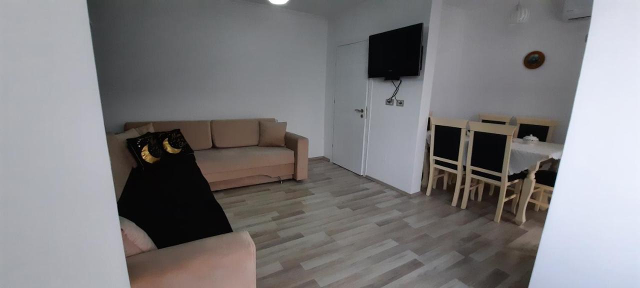 Ferienwohnung Apartament Clara Përmet Exterior foto