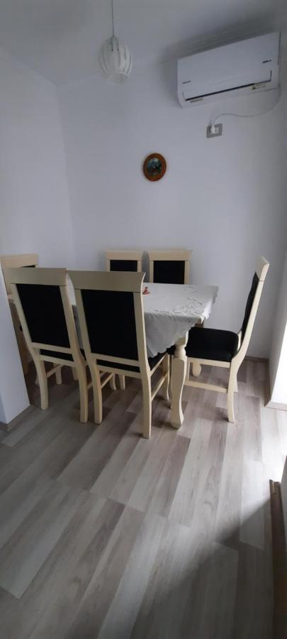 Ferienwohnung Apartament Clara Përmet Exterior foto